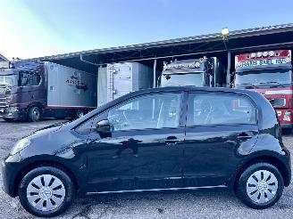 Unfallwagen Volkswagen Up! 1.0i 65pk BMT 5drs - nap - clima - camera - cruise - 2022/6