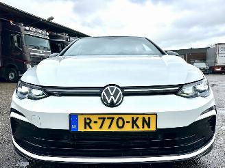 Volkswagen Golf 1.5 eTSI aut + f1 162pk R-Line - pano - hud - keyless - virtual - front + line + side + park assist picture 3