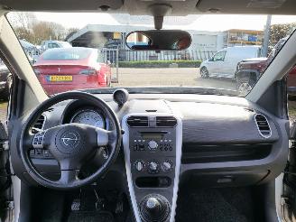 Opel Agila 2 AGILLA,S 1 KOOP 1.0 benz 48 kw af fabriek LPG ,AIRCO, NAP picture 5