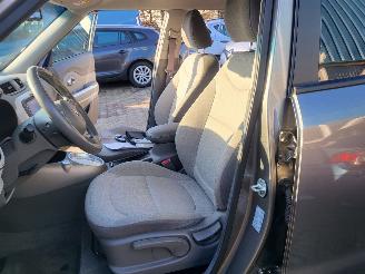 Kia E-Soul electrische kia soul , geen schade ,, zwak accupakket 100% laden is 50 km picture 12