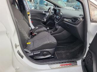 Ford Fiesta 1.5 EcoBoost ST-3 NAVI, CAMERA, 240 PK 5 DEURS picture 19