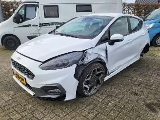 Ford Fiesta 1.5 EcoBoost ST-3 NAVI, CAMERA, 240 PK 5 DEURS picture 21