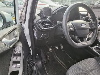 Ford Fiesta 1.5 EcoBoost ST-3 NAVI, CAMERA, 240 PK 5 DEURS picture 16