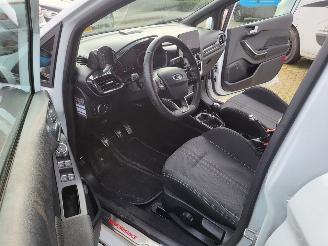 Ford Fiesta 1.5 EcoBoost ST-3 NAVI, CAMERA, 240 PK 5 DEURS picture 9