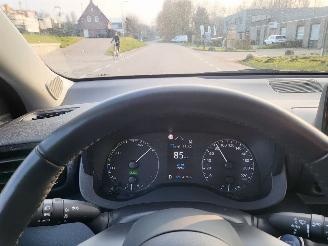 Toyota Yaris LET OP  !! Mazda 2 Hybrid autom 1.5 Agile ( Toyota Yaris) 48000km nwpr € 25000 picture 3