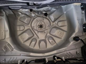 Toyota Yaris LET OP  !! Mazda 2 Hybrid autom 1.5 Agile ( Toyota Yaris) 48000km nwpr € 25000 picture 27