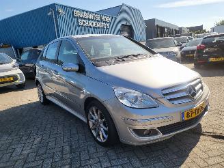 škoda osobní automobily Mercedes B-klasse MB B-klasse 150 avandgarde automaat 2006/7