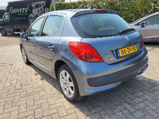 Peugeot 207 Peugeot 207 5 Drs 1.4 VTi Cool \'n Blue picture 7