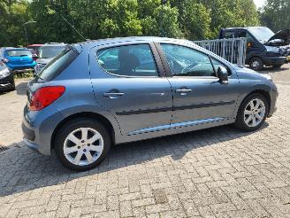 Peugeot 207 Peugeot 207 5 Drs 1.4 VTi Cool \'n Blue picture 4