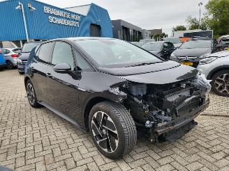 Avarii autoturisme Volkswagen ID.3 Pro Performance Edition leer/alcantara 58 kWh range 425 km nwpr € 47000 AUTO RIJDT! 2023/4