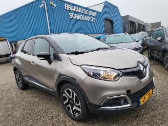 škoda osobní automobily Renault Captur AUTOMAAT Captur 1.2 TCe Dynamique rijdbaar 2015/6
