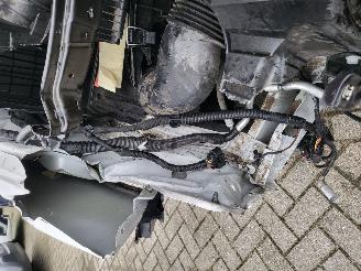 Volkswagen Transporter T 6 LANG   2.0 TDI 150 pk 6 bak L2 28 Comfortline picture 29