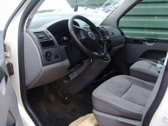 Volkswagen Transporter t 5  1.9 tdi ambulance picture 4