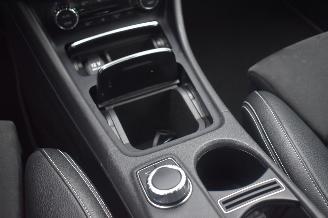 Mercedes GLA Klasse 180 122Pk *Navi/Clima/Camera picture 14