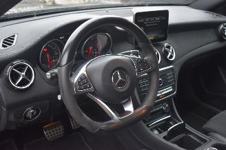 Mercedes GLA Klasse 180 122Pk *Navi/Clima/Camera picture 9