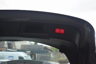 Mercedes GLA Klasse 180 122Pk *Navi/Clima/Camera picture 15