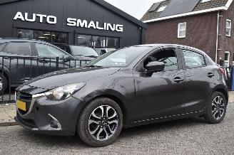 skadebil auto Mazda 2 1.5 Skyactiv-g Dynamic+ 90Pk *Airco/Navi 2018/1