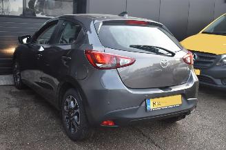 Mazda 2 1.5 Skyactiv-g Dynamic+ 90Pk *Airco/Navi picture 3
