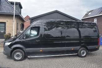 Unfall Kfz Van Mercedes Sprinter 319 1.9 CDI L4H3 RWD 190Pk *Navi/Clima/Stoelverwarming 2023/5