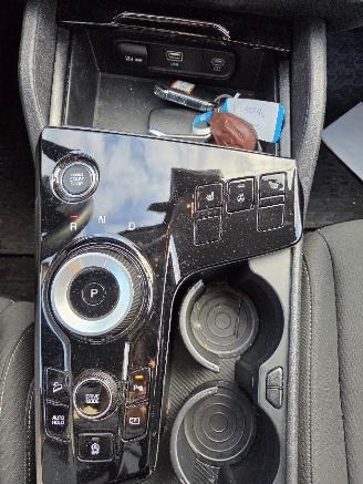 Kia Sportage 117kw HYBR -  AUTOM / CAMERA / NAVI / STOELVERW / 23 DKM picture 28