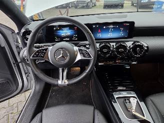 Mercedes A-klasse 250e PHE-V picture 16