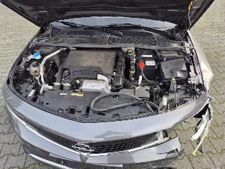Opel Astra 1.2 81KW / CAMERA/ STUUR &STOELVERW picture 6
