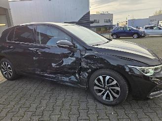 Volkswagen Golf STYLE / NAVI / CAMERA / STOELVERW /20 DKM picture 8