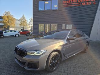 krockskadad bil auto BMW 5-serie 530e M-SPORT/ PANO/ HARM KARDON / HEAD UPP 2022/5