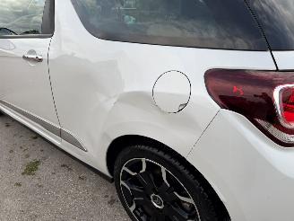 Citroën DS3 1.6 VTI | AUTOMAAT | CAMERA | LEER | NAVI | CLIMA | NL-AUTO picture 7