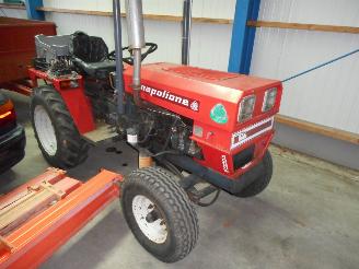 Vaurioauto  machines Overige  Napolione 4000 2rm Trekker 1986/6
