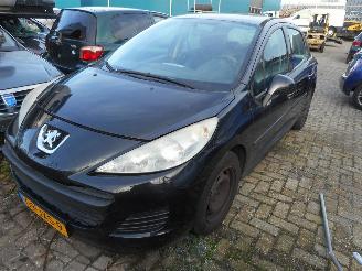 Peugeot 207 1.4 picture 3