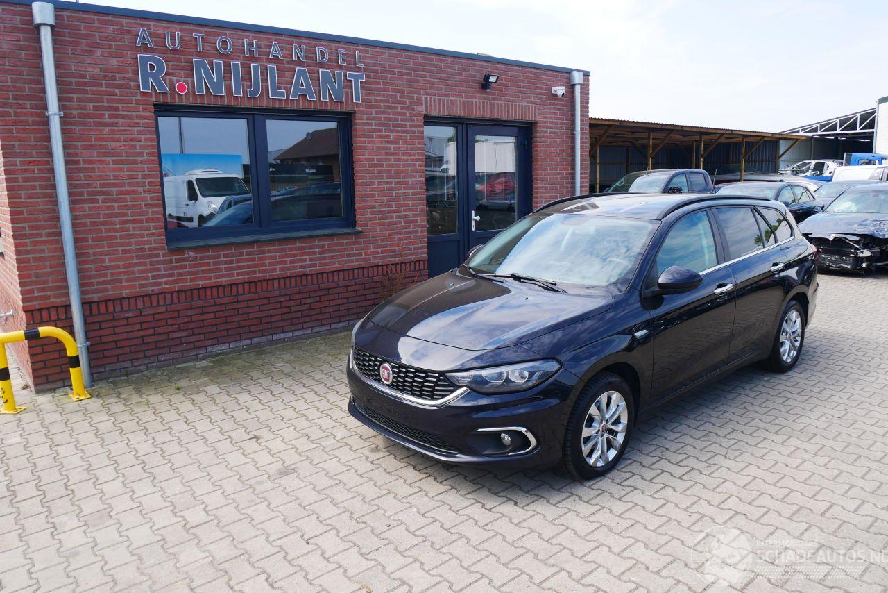 Fiat Tipo LOUNGE AUTOMAAT