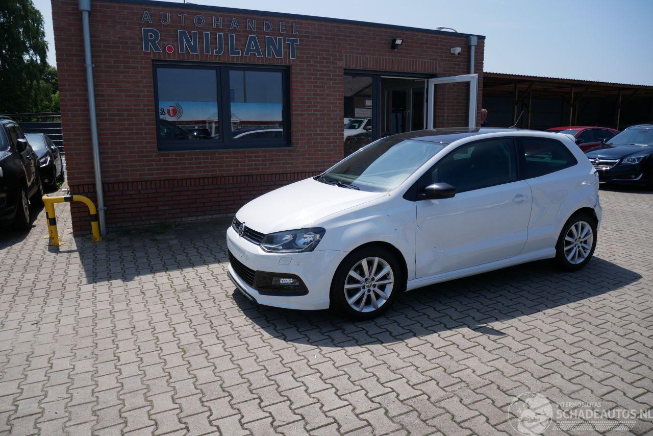 Volkswagen Polo HIGHLINE R-LINE