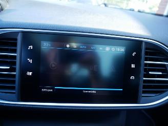 Peugeot 308 GT PANORAMADAK ALCANTARA AUTOMAAT DENON LED picture 17
