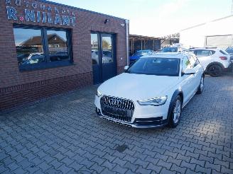 Damaged car Audi A6 allroad PANORAMADAK QUATTRO ALCANTARA XENON 2016/1