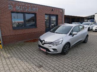 uszkodzony samochody osobowe Renault Clio LED CLIMATE CONTROL 2018/12