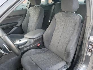 BMW 2-serie 220 d M-SPORT LED picture 12