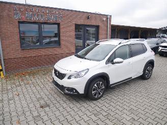 uszkodzony samochody osobowe Peugeot 2008 ALLURE AUTOMAAT 2019/5