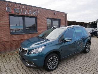 damaged passenger cars Peugeot 2008 ACTIVE 2018/3