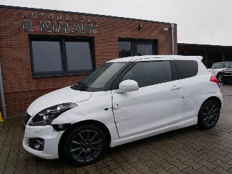 Schadeauto Suzuki Swift  2012/12