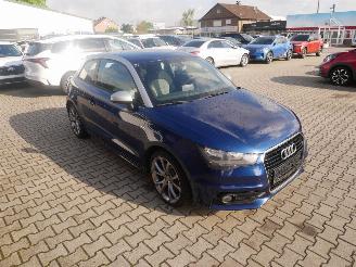 Audi A1 AMBITION picture 2