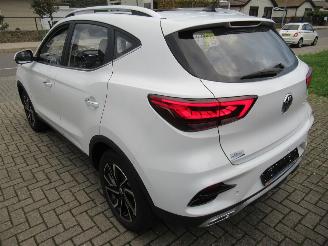 MG ZS MG ZS 1.0T-GDI 10.700km!! Virtual-Cockpit Leer Navi Panorama-D Camera Keyless-Go..... 2023/5