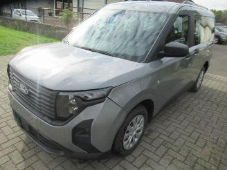 Coche accidentado Ford Tourneo Courier 1.0Ecoboost 125pk Start&Stop Airco Camera StoelVerwarming........ 2024/9