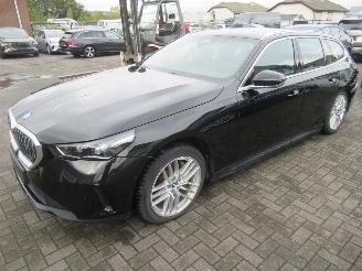 BMW i5 i5 E-Drive40 AUT. Touring  Navi Leer Camera Led StoelVerwarming..... picture 10