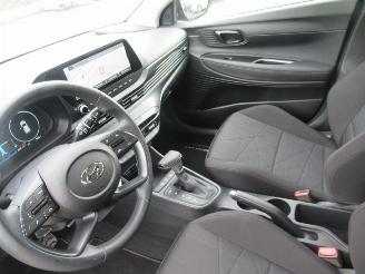 Hyundai Bayon 1.0T-GDI AUT. 48V-MildHybrid 5400km!! VirtualCockpit Climatronic Navi Camera CruiseControl Pdc LineAssist picture 17