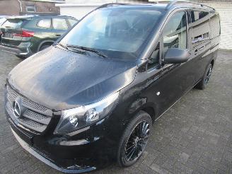 Vaurioauto  passenger cars Mercedes Vito Vito Lang 114CDI 136Pk AUT. 6-Zits Airco Camera CruiseControl..... 2020/2