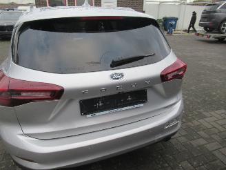 Ford Focus 1.5D EcoBlue AUT. (Lichte Vracht) TiTanium  Climat Navi Camera StoelVerwarming...... picture 7