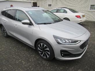Damaged car Ford Focus 1.5D EcoBlue AUT. (Lichte Vracht) TiTanium  Climat Navi Camera StoelVerwarming...... 2024/9
