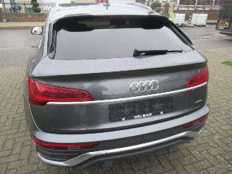 Audi Q5 SportBack 40TDI Quattro S-Tronic Aut.Mild-Hybrid  Leer Navi Camera LuchtVering Trekhaak Klapbaar E.Stoelen StoelVerwarming. picture 2
