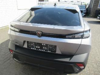 škoda osobní automobily Peugeot 408 PureTech 130 EAT8 Aut. Allure HalfLeer Navi Camera Stoel/Stuur-Verwarming..... 2024/4